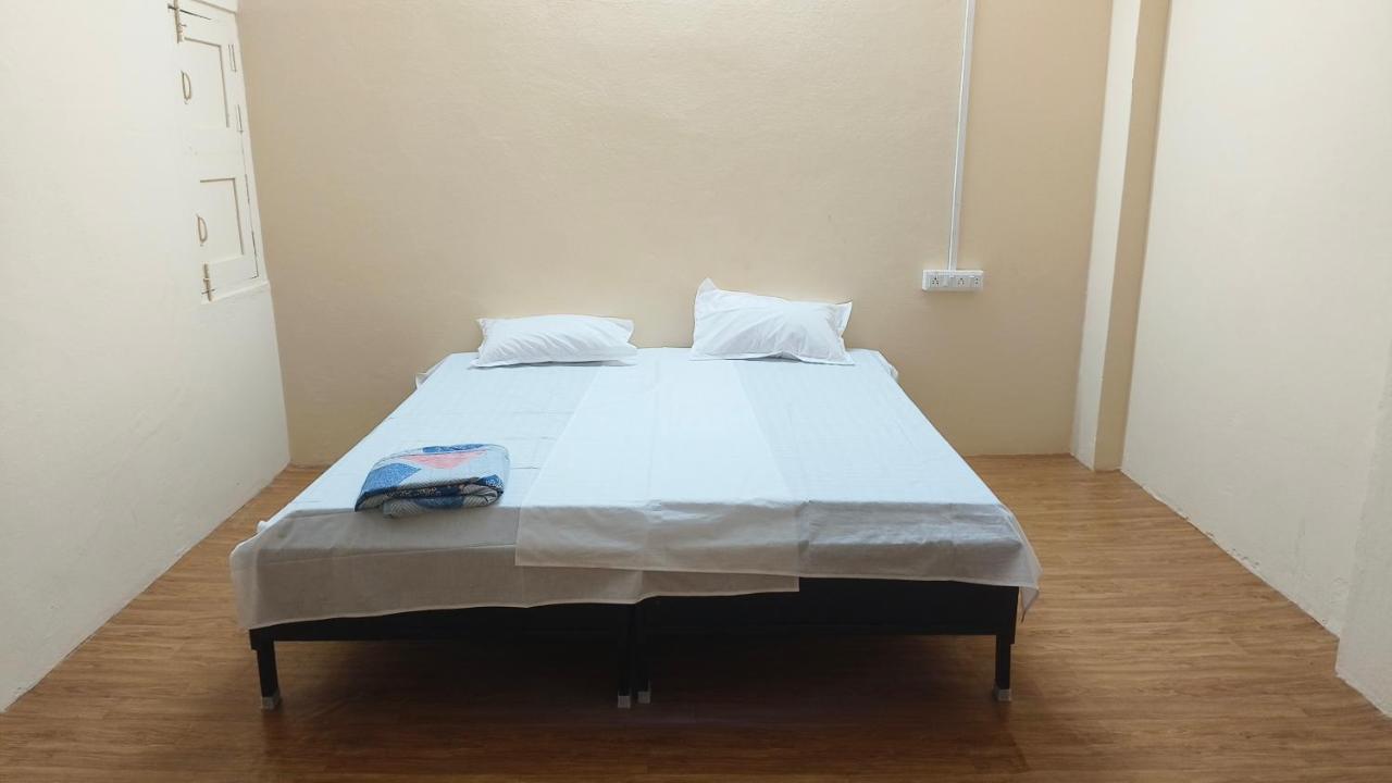 Nain Guest House Ujjain Exterior foto